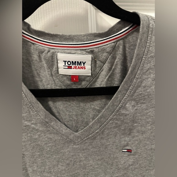 Tommy Hilfiger Shirt Size L - Picture 2 of 2